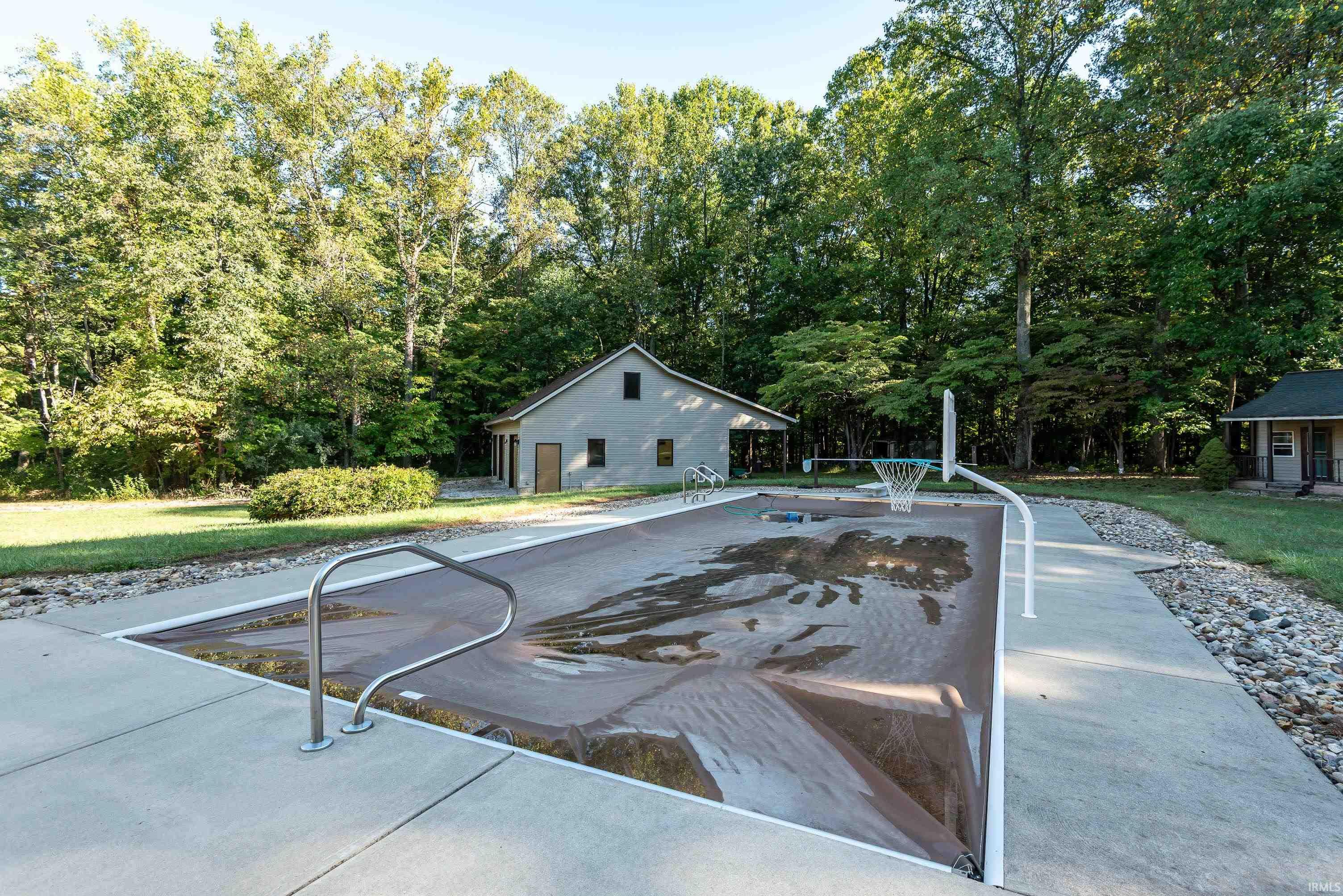 6625 West Duvall Road Bloomington, IN 47403 - Photo 25 of 36 Gallery Image 25