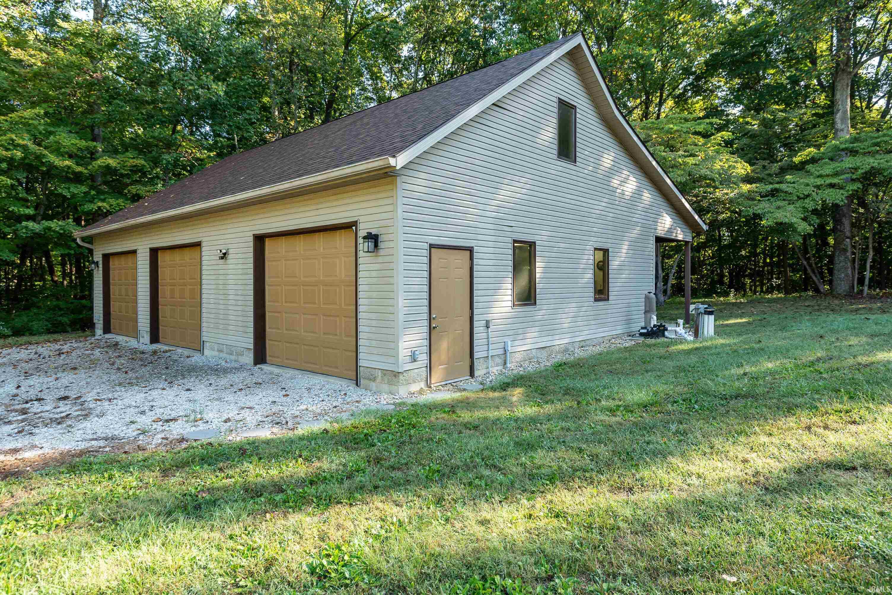 6625 West Duvall Road Bloomington, IN 47403 - Photo 27 of 36 Gallery Image 27
