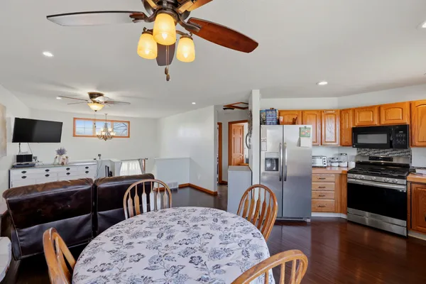 $347,900 | 2171 Avalon View Drive, Cedar Springs, MI 49319