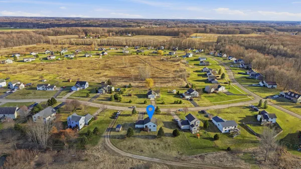$347,900 | 2171 Avalon View Drive, Cedar Springs, MI 49319