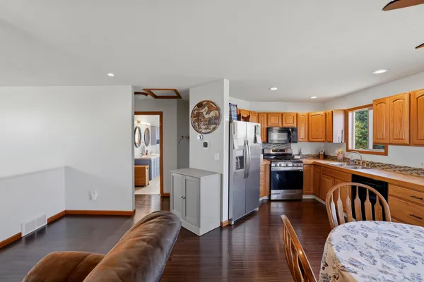$347,900 | 2171 Avalon View Drive, Cedar Springs, MI 49319
