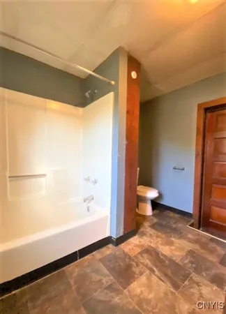 $900 | 8 South Jefferson Street, Unit A, Champion, NY 13619