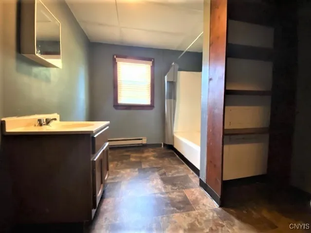 $900 | 8 South Jefferson Street, Unit A, Champion, NY 13619