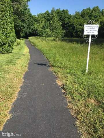 $2,700 | 13105 Windjammer Avenue, Solomons, MD 20688