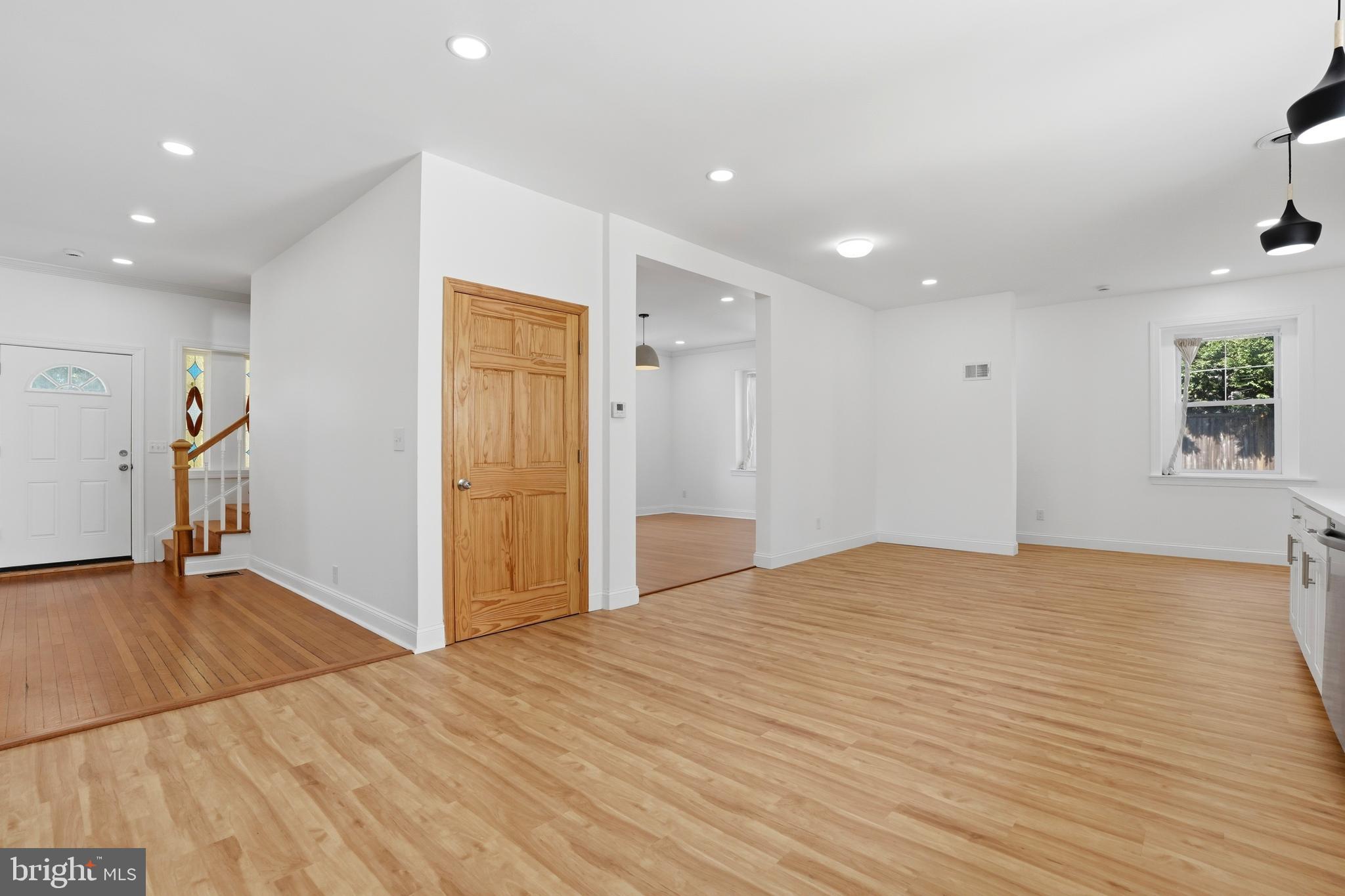 29 Pelham Road Philadelphia, PA 19119 - Photo 19 of 50