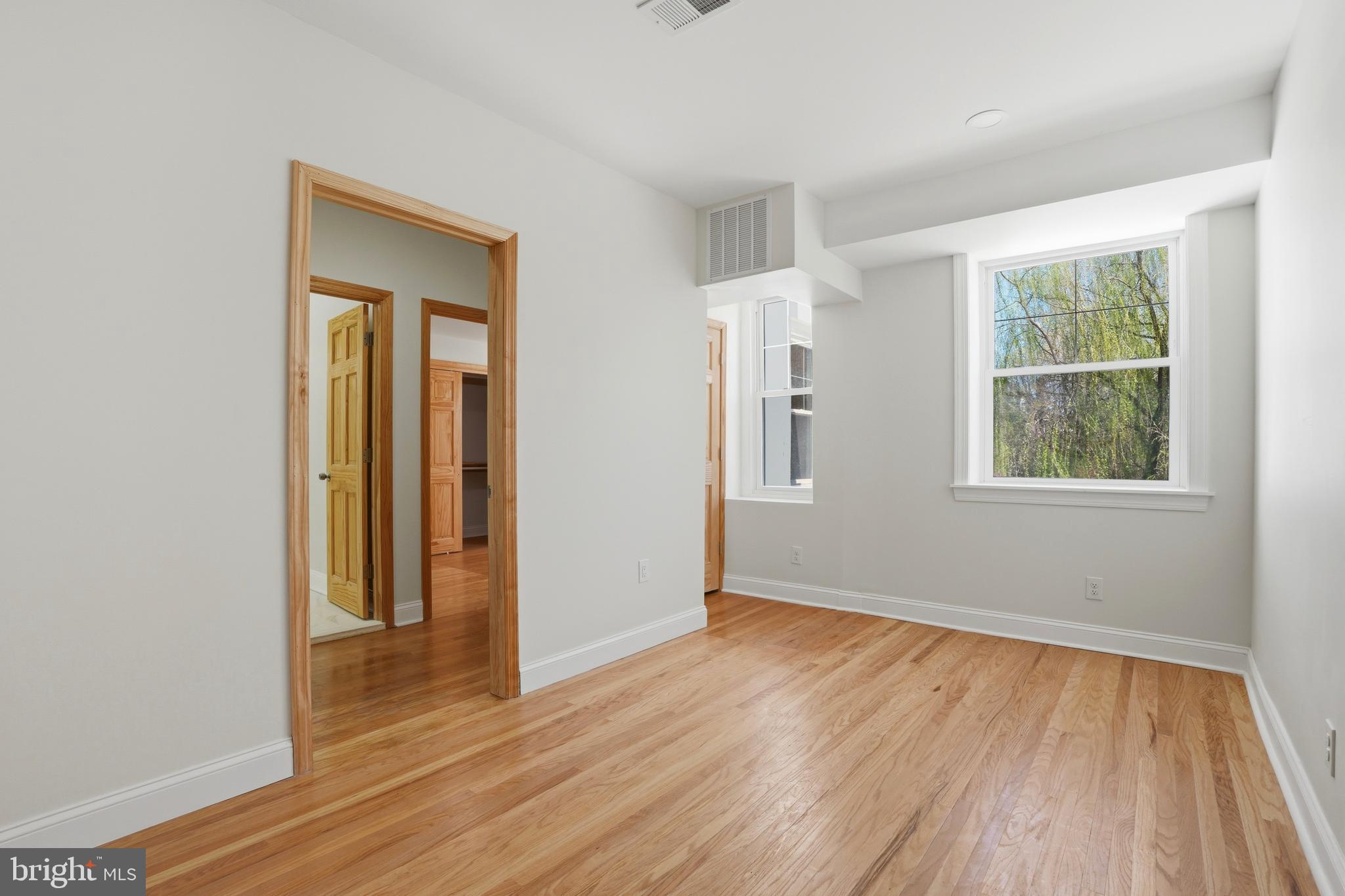 29 Pelham Road Philadelphia, PA 19119 - Photo 21 of 50