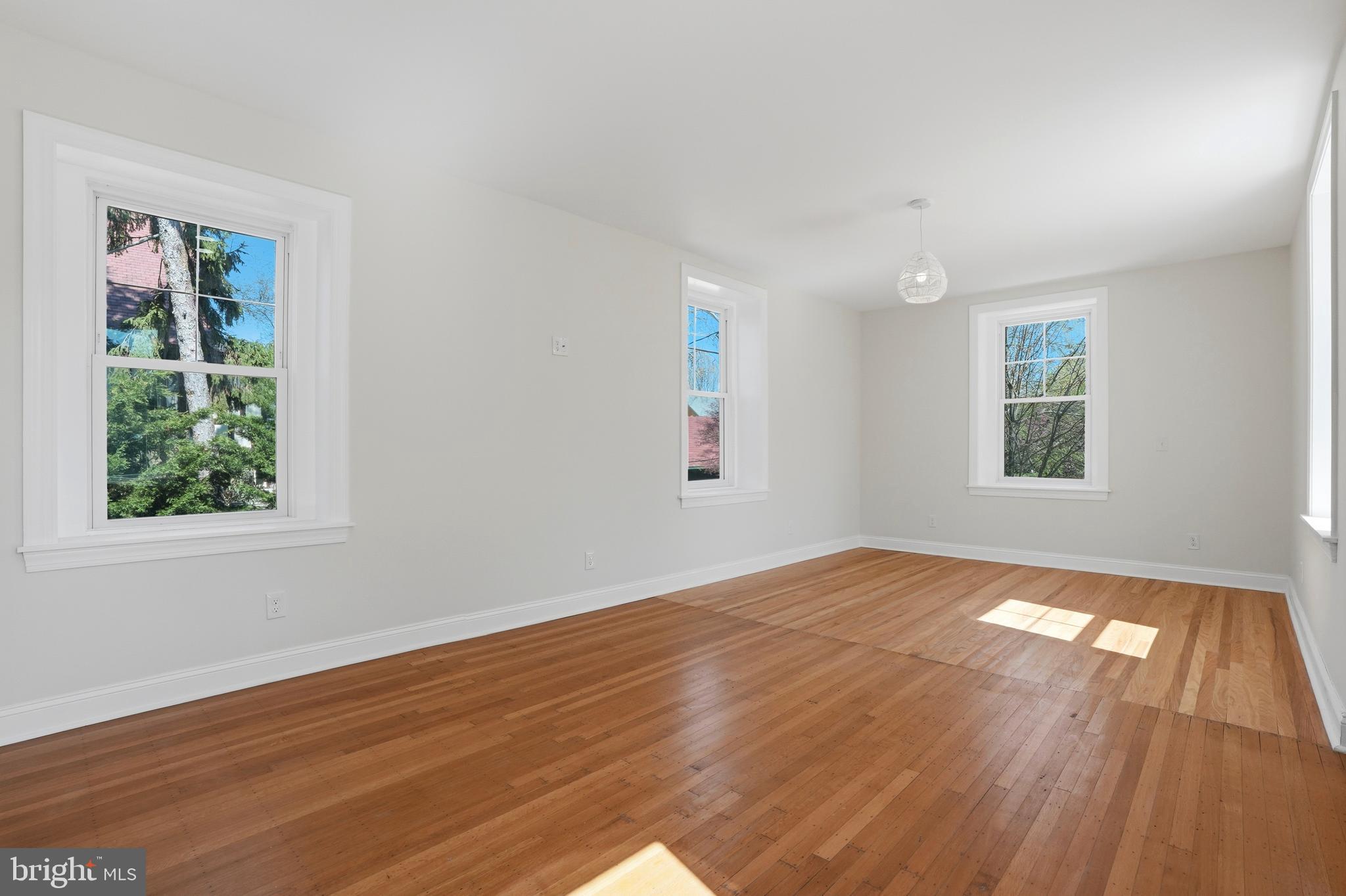 29 Pelham Road Philadelphia, PA 19119 - Photo 23 of 50
