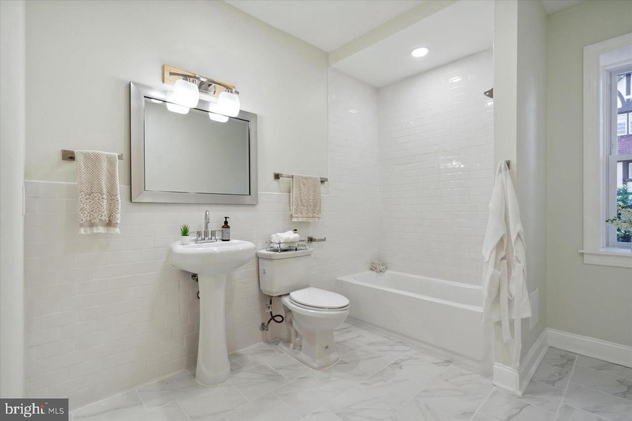 29 Pelham Road Philadelphia, PA 19119 - Photo 26 of 50