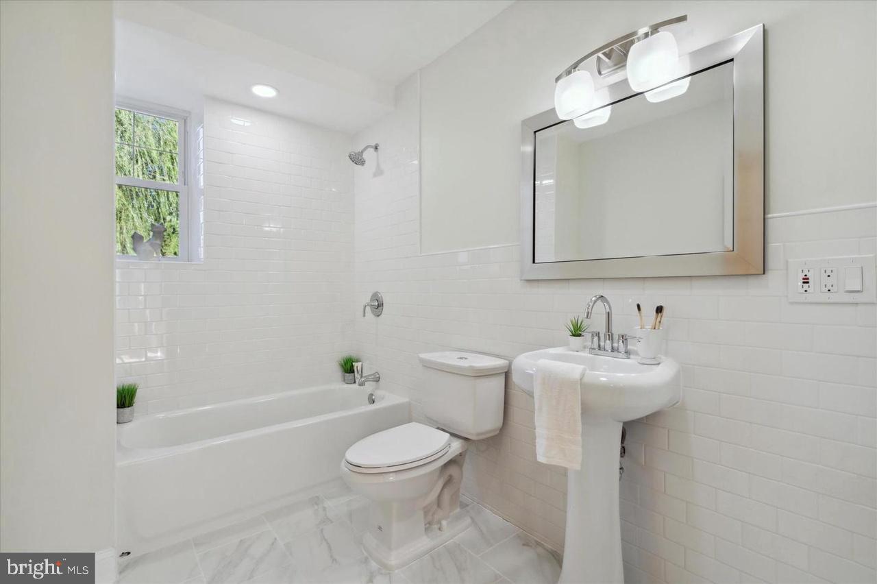 29 Pelham Road Philadelphia, PA 19119 - Photo 28 of 50