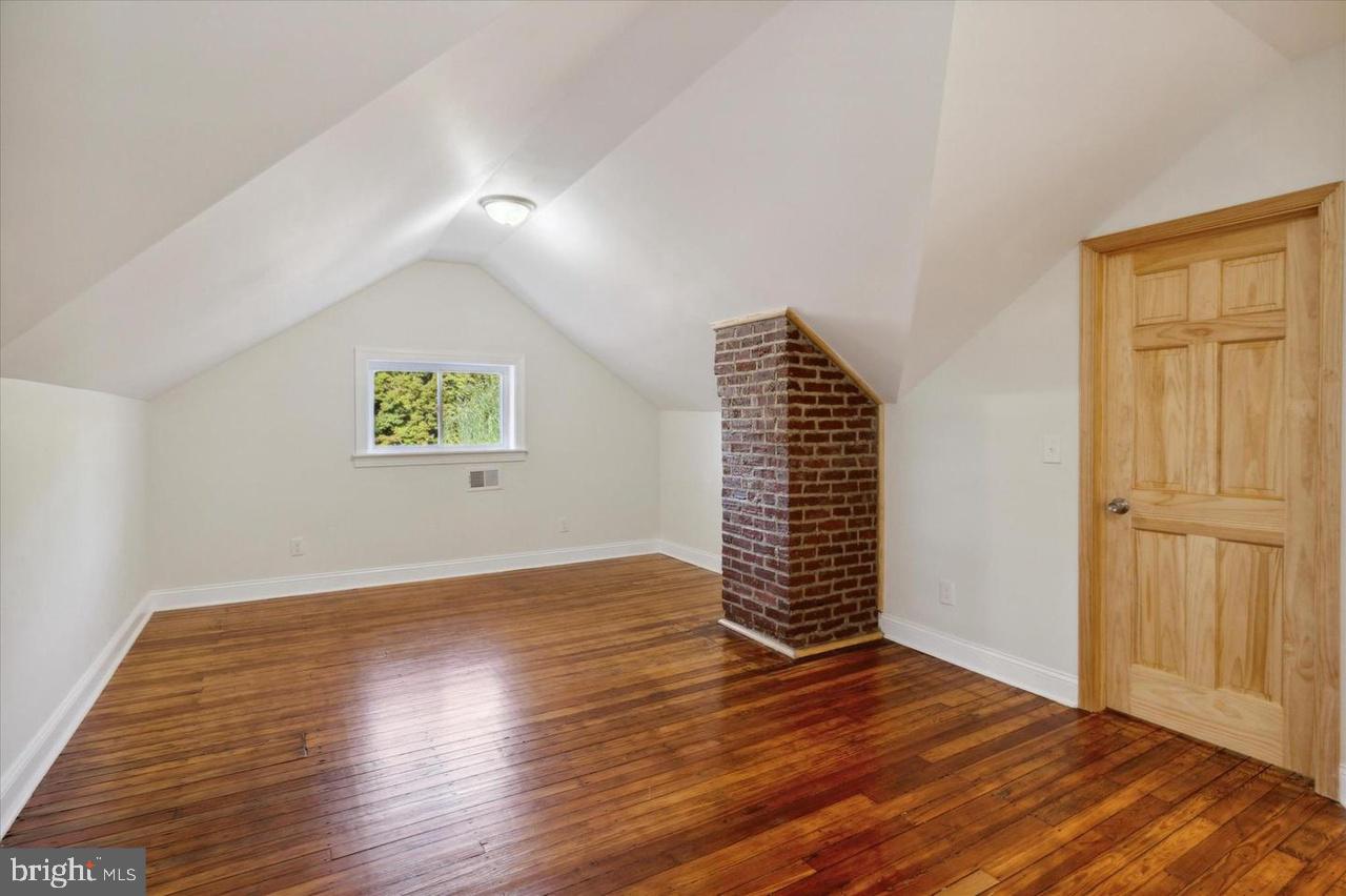 29 Pelham Road Philadelphia, PA 19119 - Photo 41 of 50