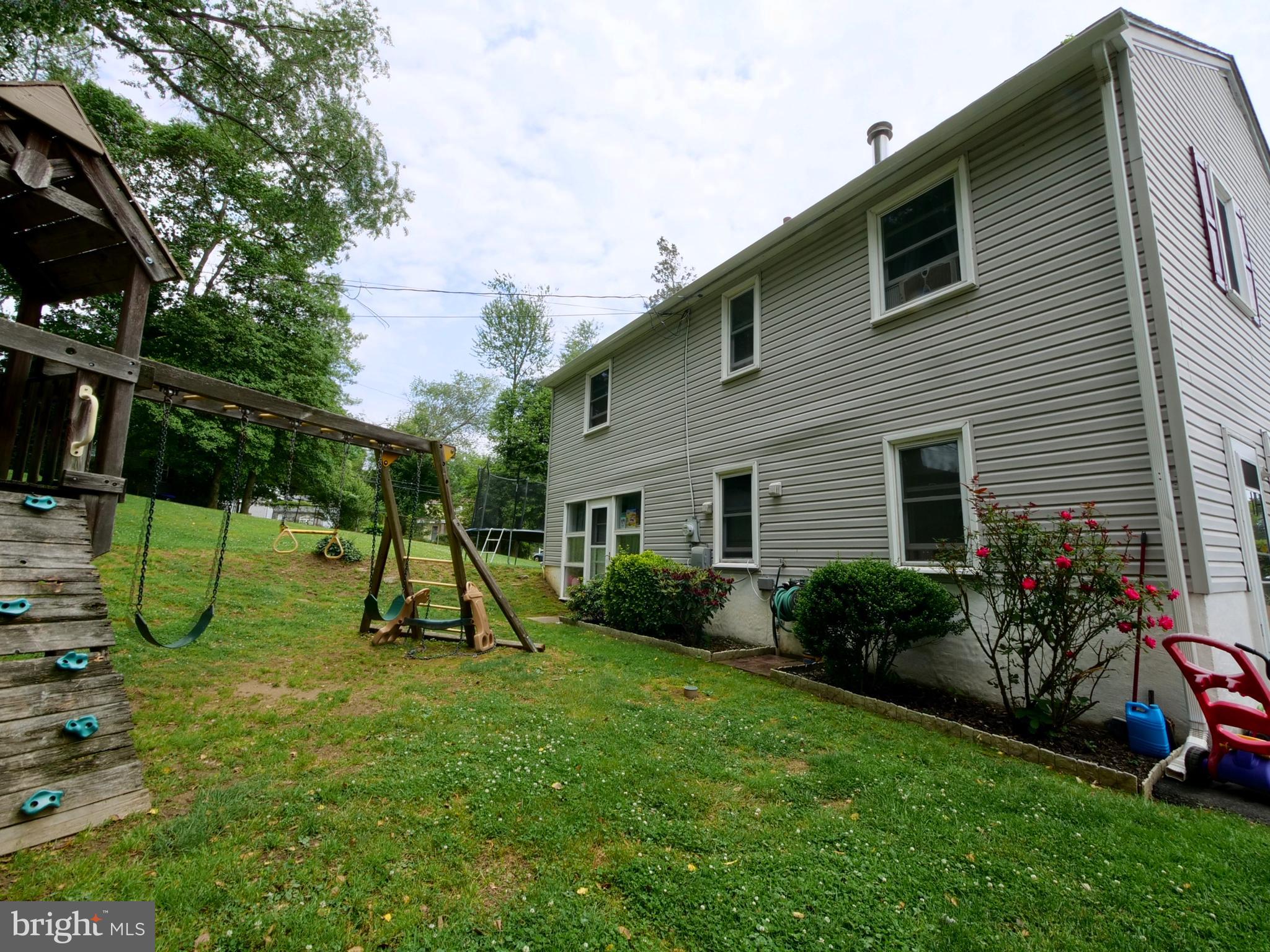 3501 Springmill Road Marcus Hook, PA 19061 - Photo 29 of 32 Side of House