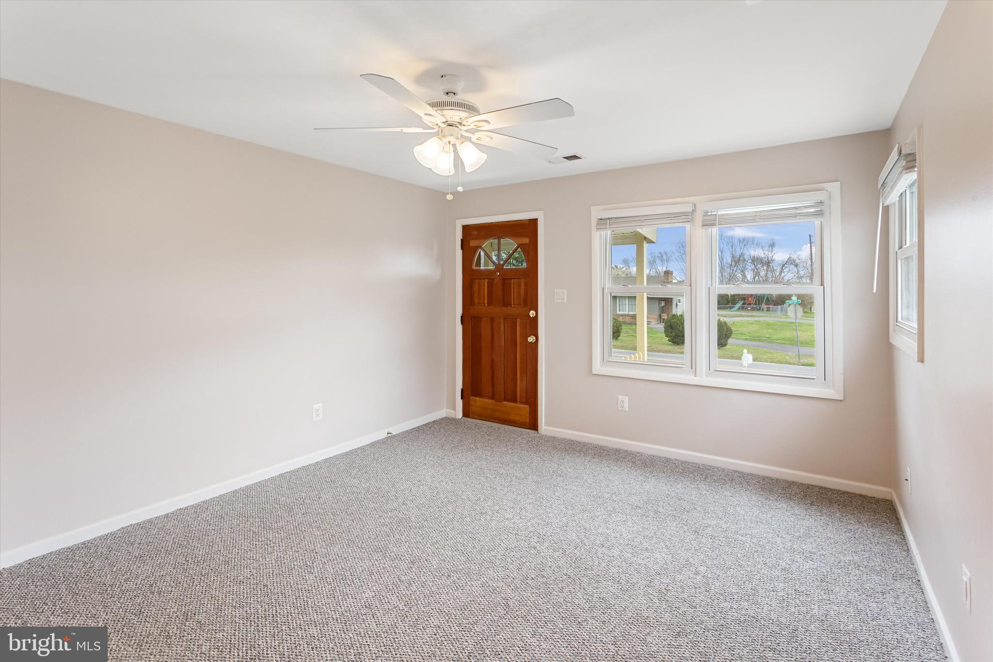 3113 Papermill Road Winchester, VA 22601 - Photo 5 of 20 Gallery Image 5