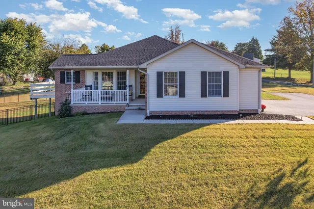 $354,900 | 22 Pemberton Drive, East Berlin, PA 17316