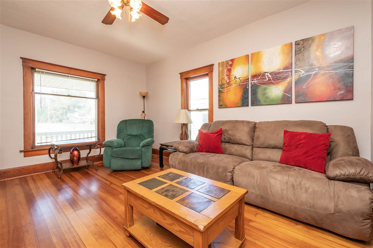 5 Sally Rae Avenue Robins, IA 52328 - Photo 4 of 23 Gallery Image 4