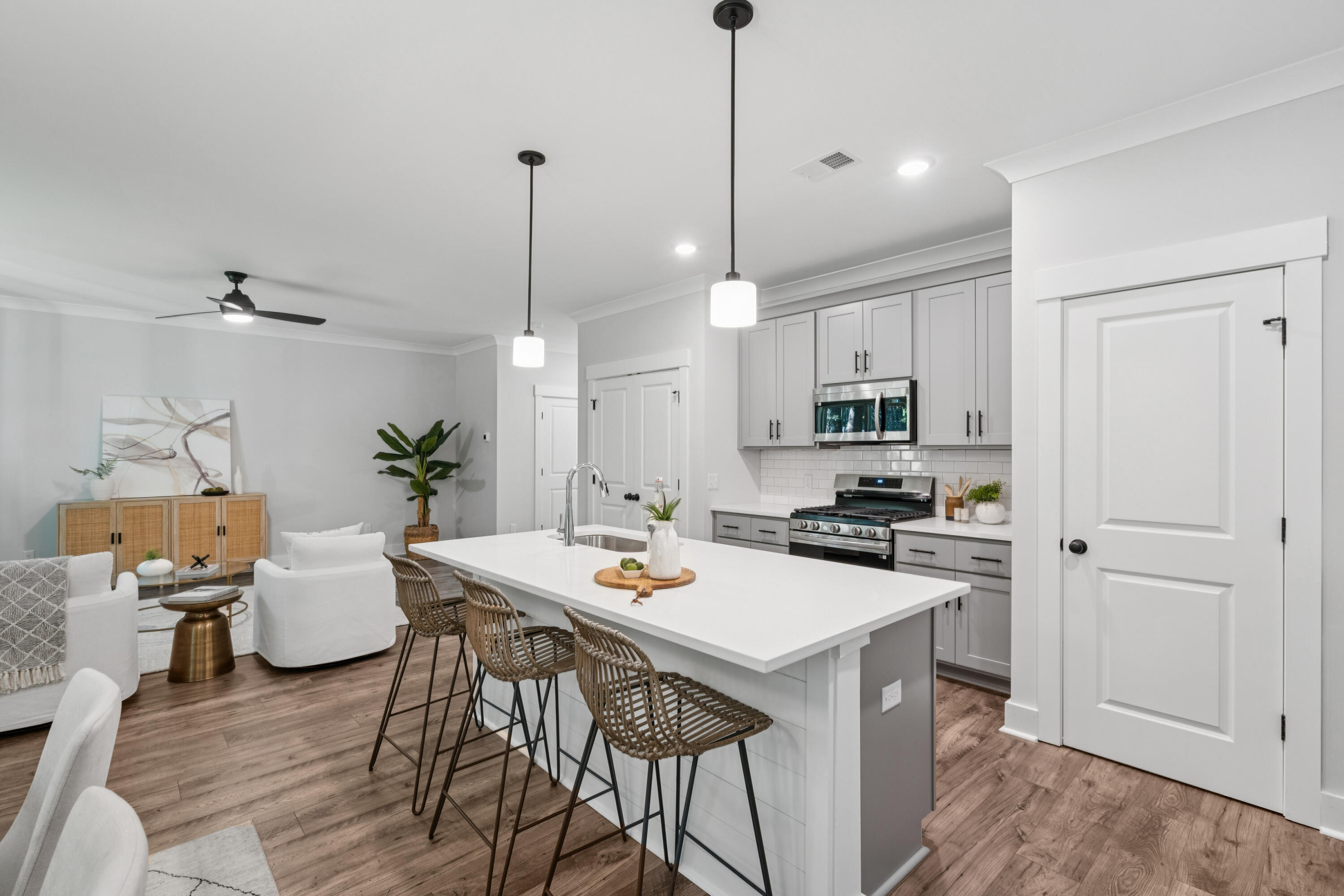 2134 Bradham Road Charleston, SC 29412 - Photo 21 of 63 2134BradhamRd-KeenEyeMarketing-024