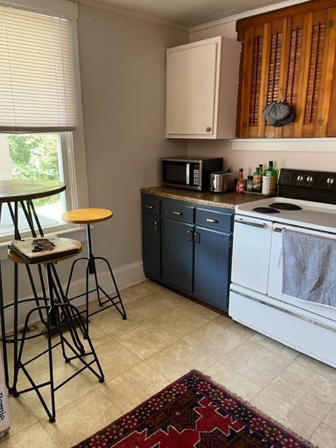 8353 Main Street Pound, VA 24279 - Photo 8 of 17 IMG_8685