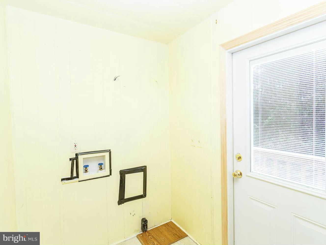 2228 Partlow Road Beaverdam, VA 23015 - Photo 29 of 30 Interior (General)