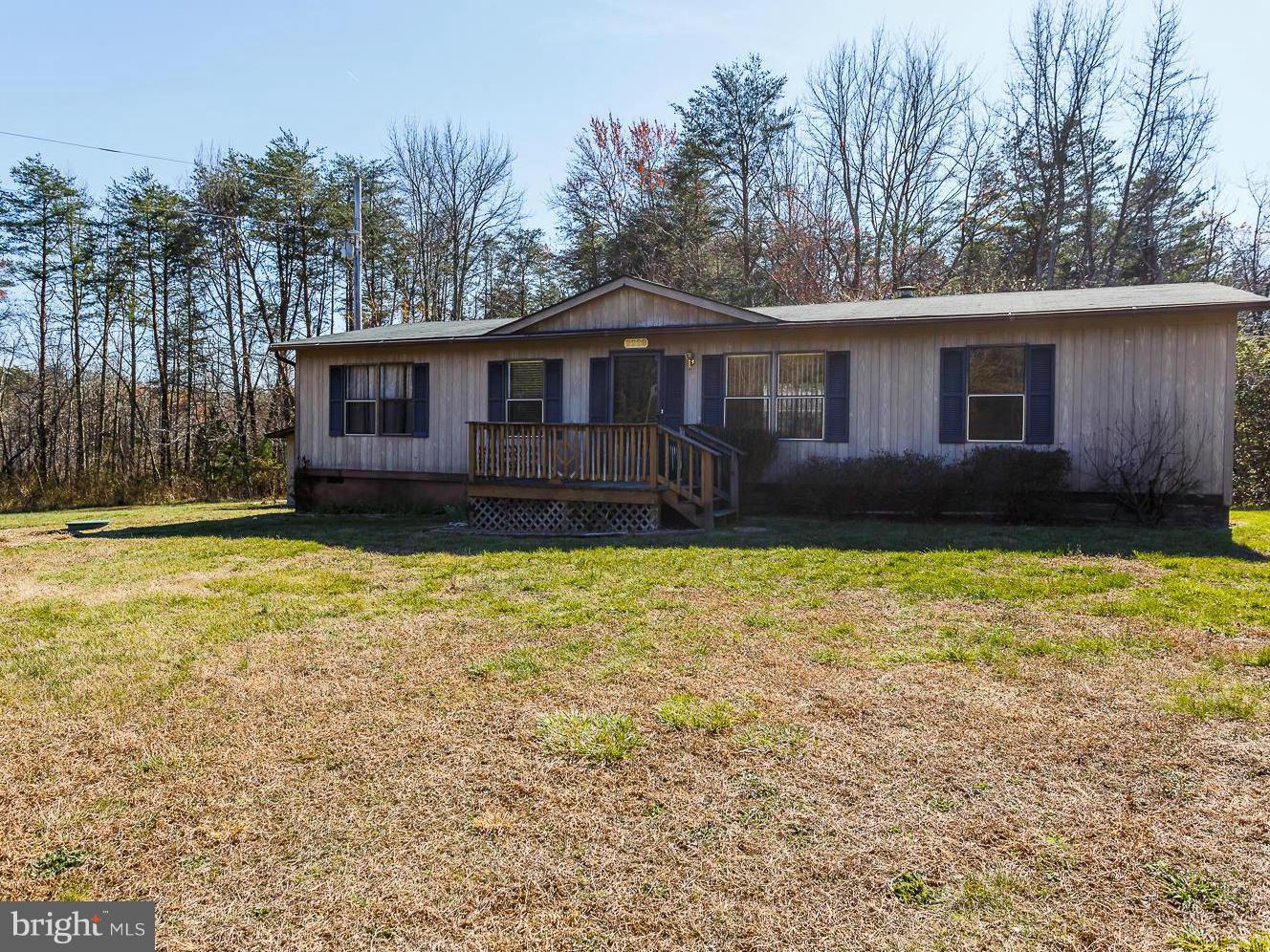 2228 Partlow Road Beaverdam, VA 23015 - Photo 5 of 30 Exterior (Front)