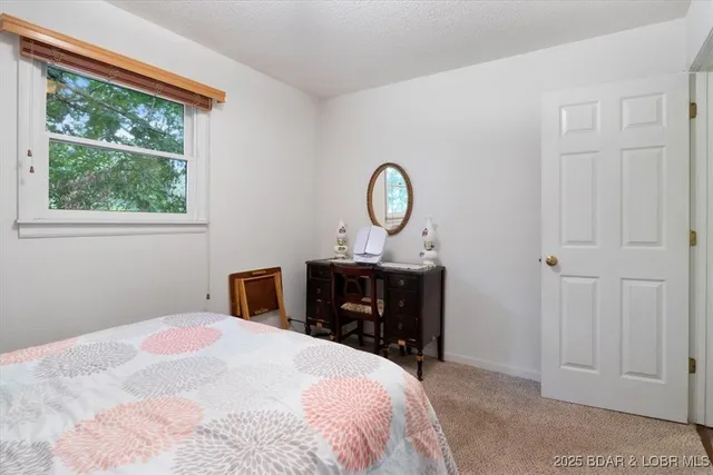 $325,000 | 250 De Young Drive, Climax Springs, MO 65324