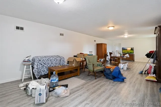 $325,000 | 250 De Young Drive, Climax Springs, MO 65324