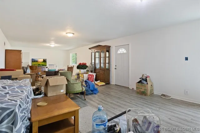 $325,000 | 250 De Young Drive, Climax Springs, MO 65324