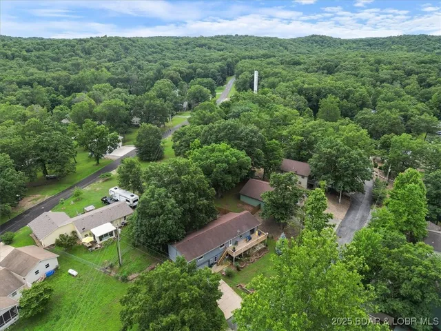 $325,000 | 250 De Young Drive, Climax Springs, MO 65324