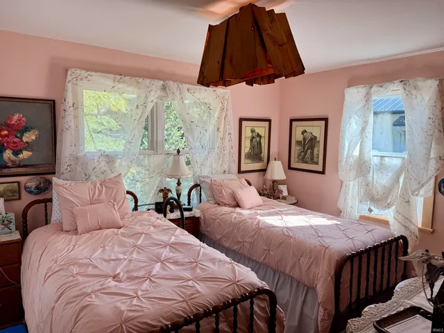 $840,000 | 2024 White Creek Drive, Rochester, IN 46975