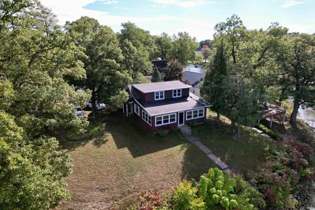 $840,000 | 2024 White Creek Drive, Rochester, IN 46975