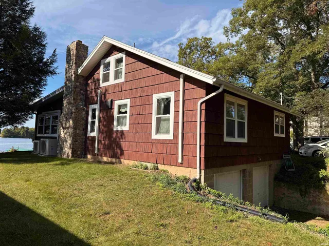 $840,000 | 2024 White Creek Drive, Rochester, IN 46975