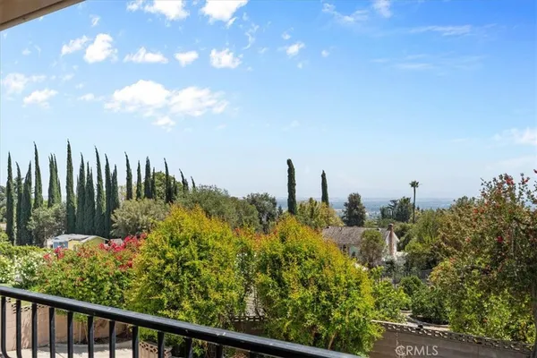 $6,300 | 540 West 25th Street, Upland, CA 91784