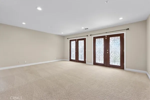$6,300 | 540 West 25th Street, Upland, CA 91784