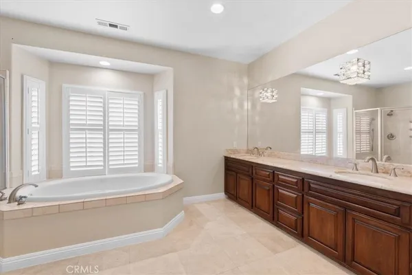 $6,300 | 540 West 25th Street, Upland, CA 91784
