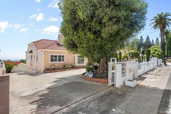 $6,300 | 540 West 25th Street, Upland, CA 91784