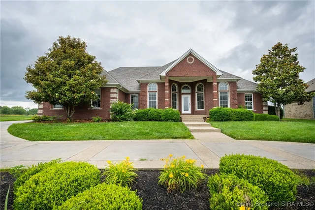 $674,000 | 1846 Hazeltine Way, Henryville, IN 47126