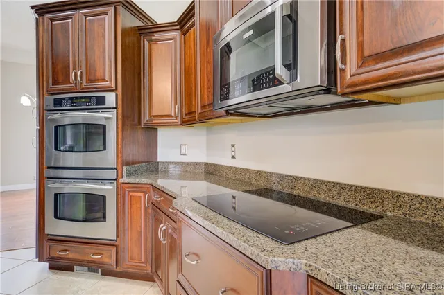 $674,000 | 1846 Hazeltine Way, Henryville, IN 47126