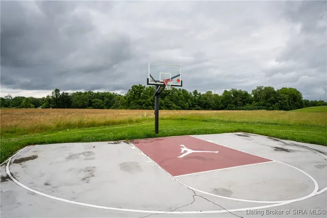 $674,000 | 1846 Hazeltine Way, Henryville, IN 47126