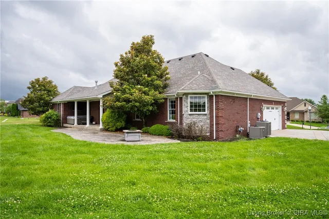 $674,000 | 1846 Hazeltine Way, Henryville, IN 47126