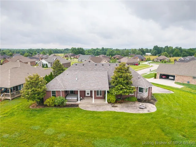 $674,000 | 1846 Hazeltine Way, Henryville, IN 47126