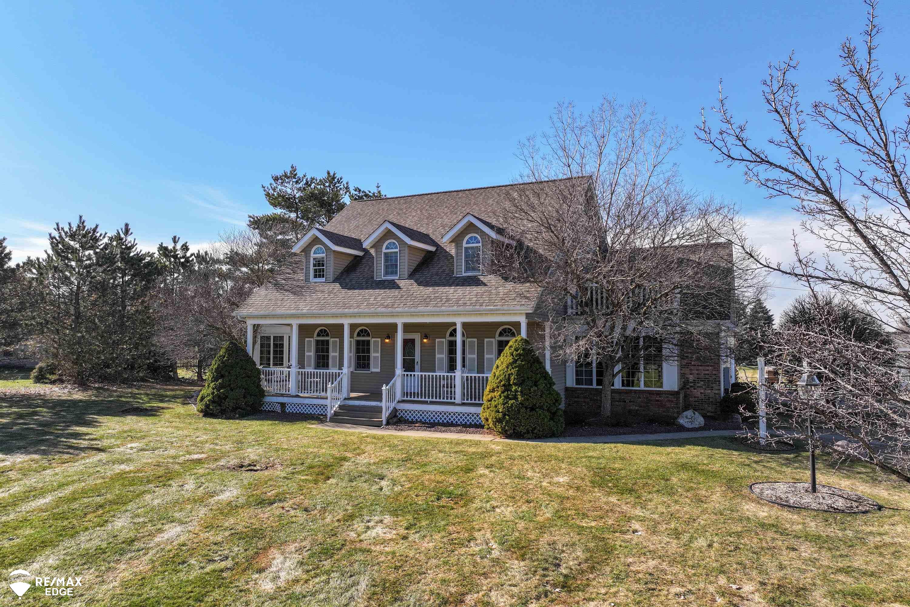 909 Myers Road Lapeer, MI 48446 - Photo 2 of 36 50131452-64ad57c7-3b7e-44a3-ab17-b281d198a589.JPG