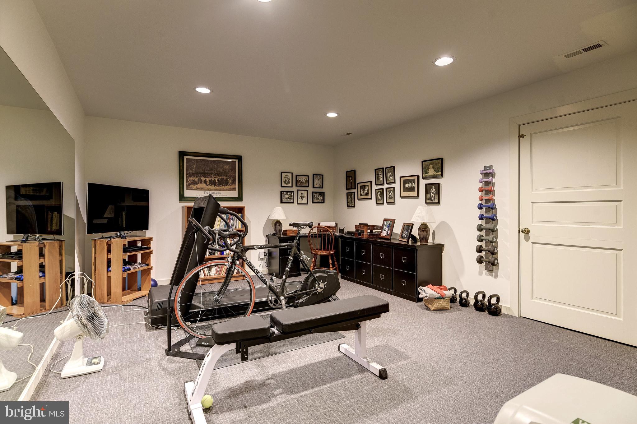 6418 Dahlonega Road Bethesda, MD 20816 - Photo 45 of 47 Gallery Image 45