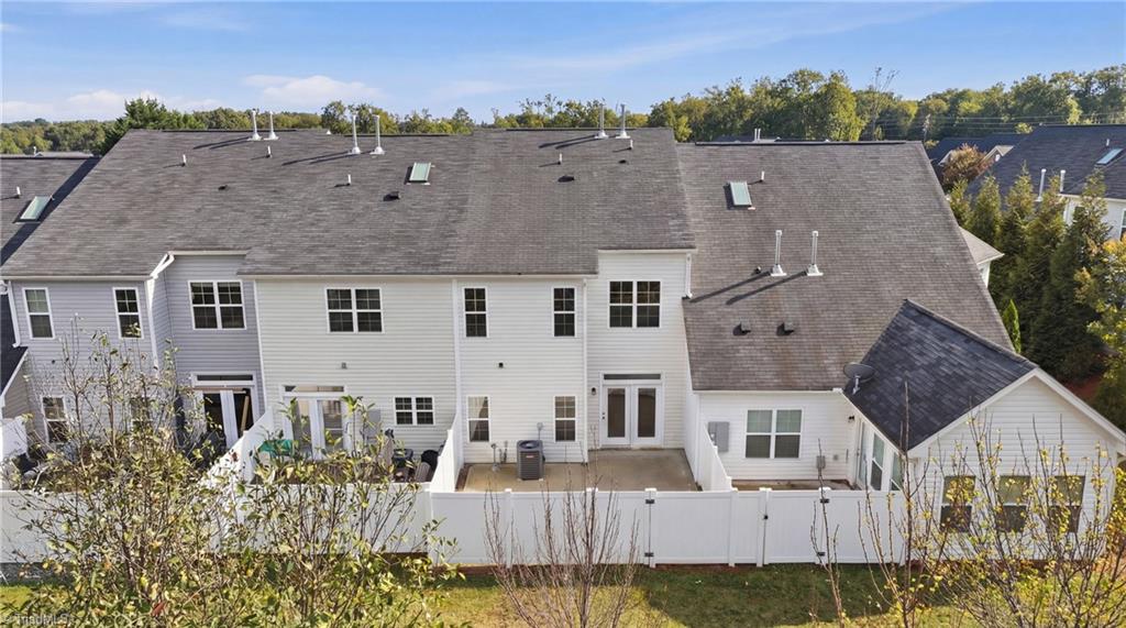 3518 Pebblestone Lane High Point, NC 27265 - Photo 34 of 50 Back of townhome group