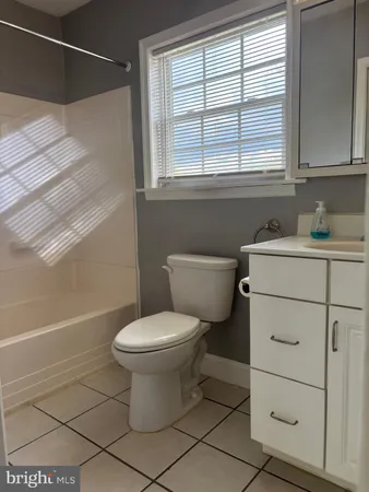 $1,800 | 221 Summit Avenue, Conshohocken, PA 19428