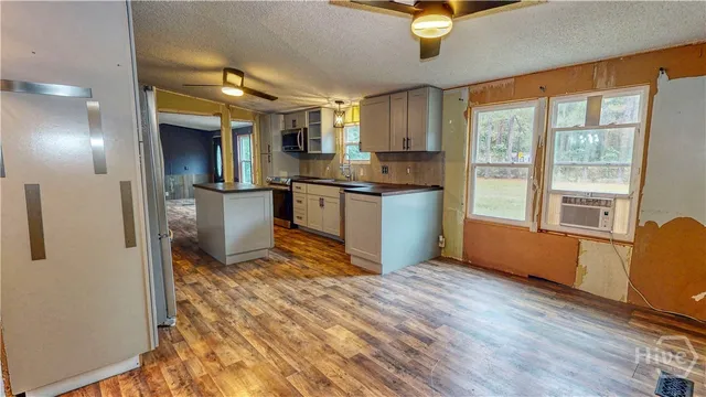 $220,000 | 108 Olney Station Drive, Ellabell, GA 31308