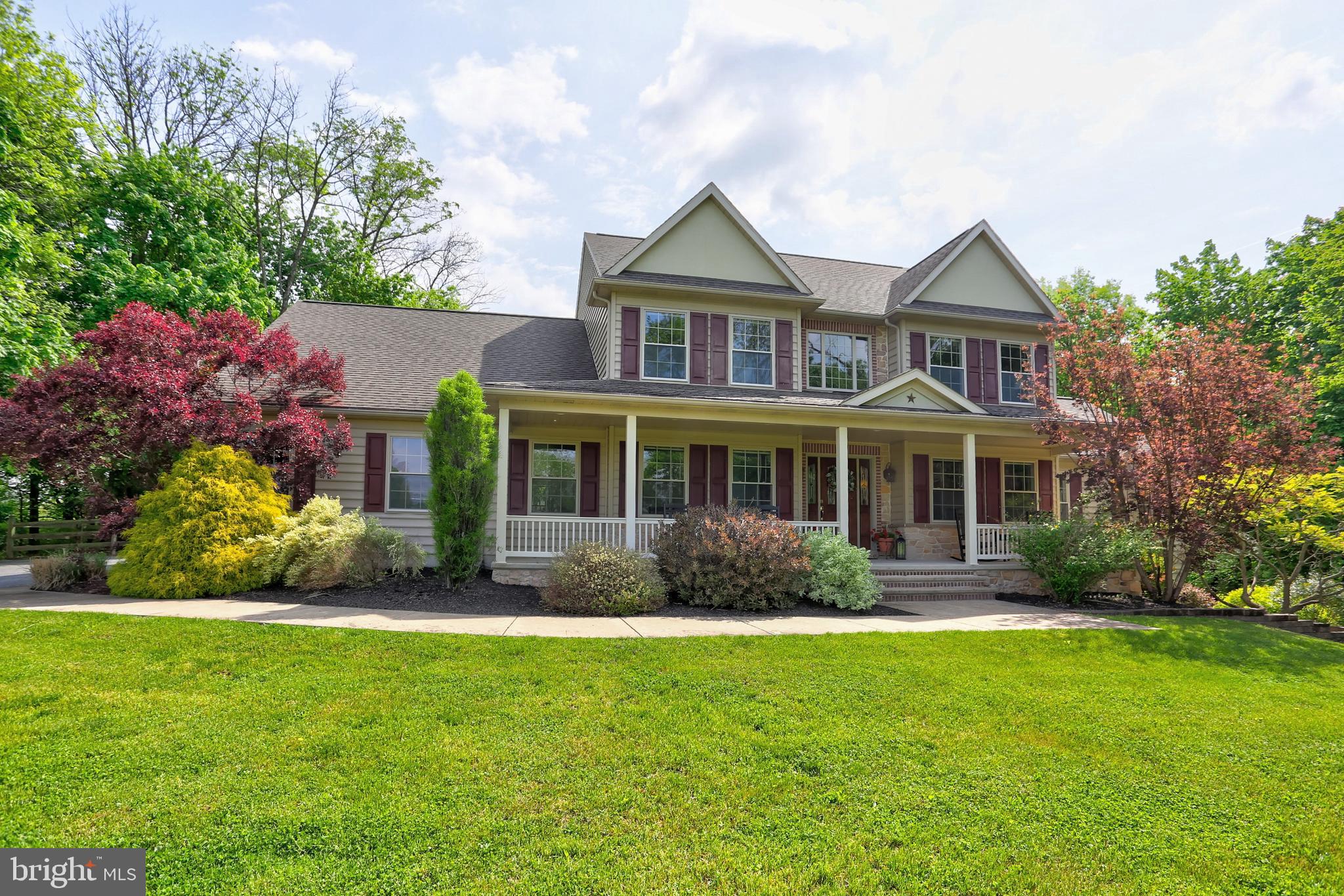 809 Disston View Drive Lititz, PA 17543 - Photo 2 of 80