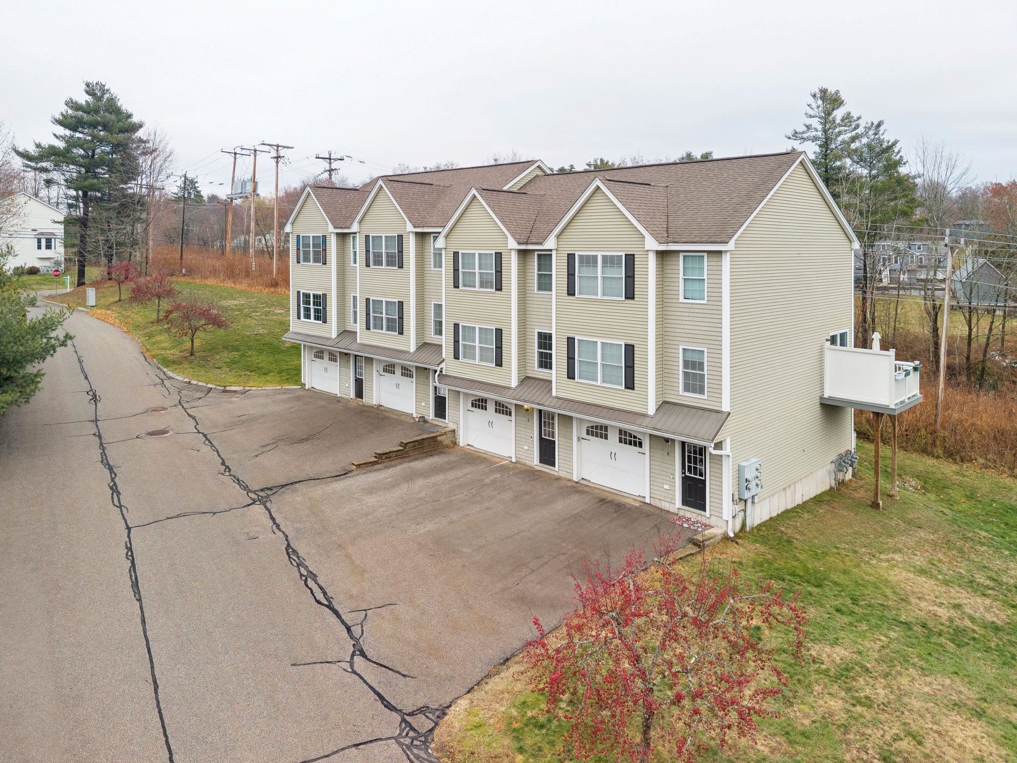 2 Townsend Drive Dover, NH 03820 - Photo 3 of 30