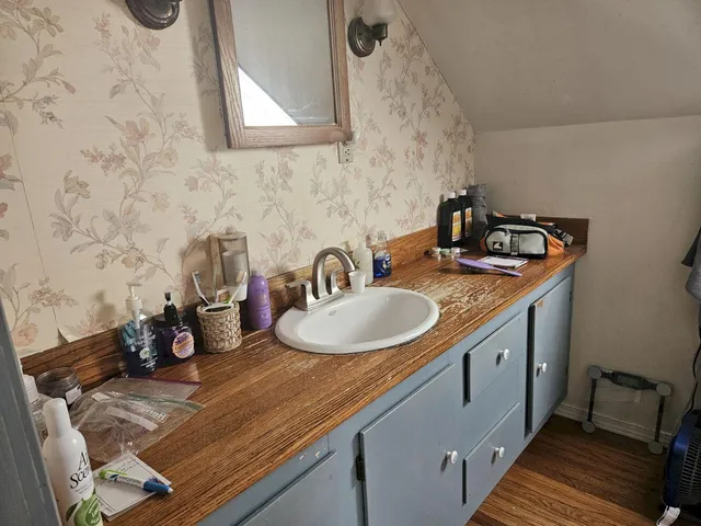 $229,000 | 263 West Ridge Road, Cornville, ME 04976