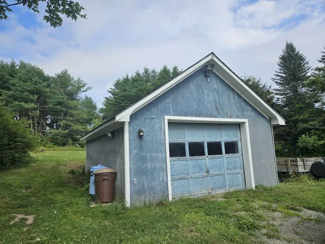 $229,000 | 263 West Ridge Road, Cornville, ME 04976