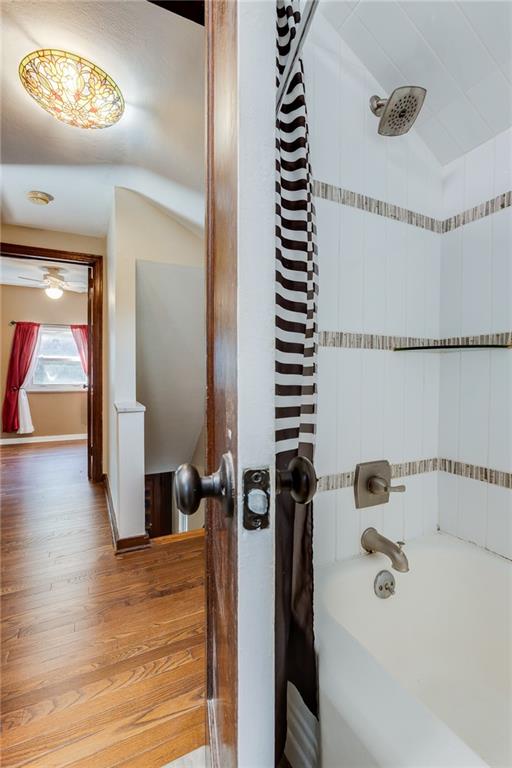 133 Hamburg Street Pittsburgh, PA 15220 - Photo 21 of 41 a bathroom with a bathtub and a shower
