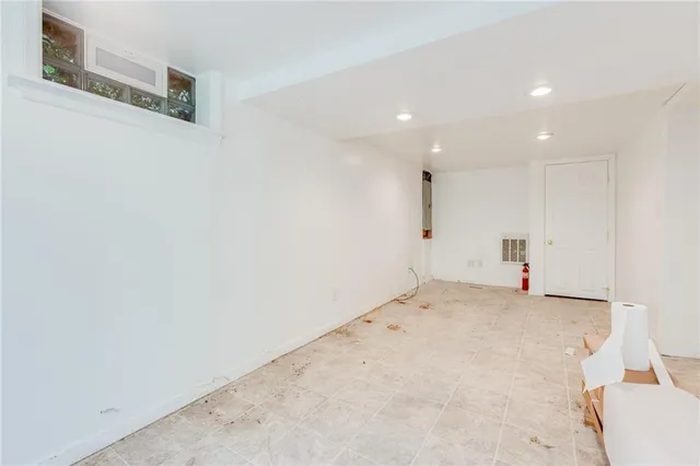 a view of empty room