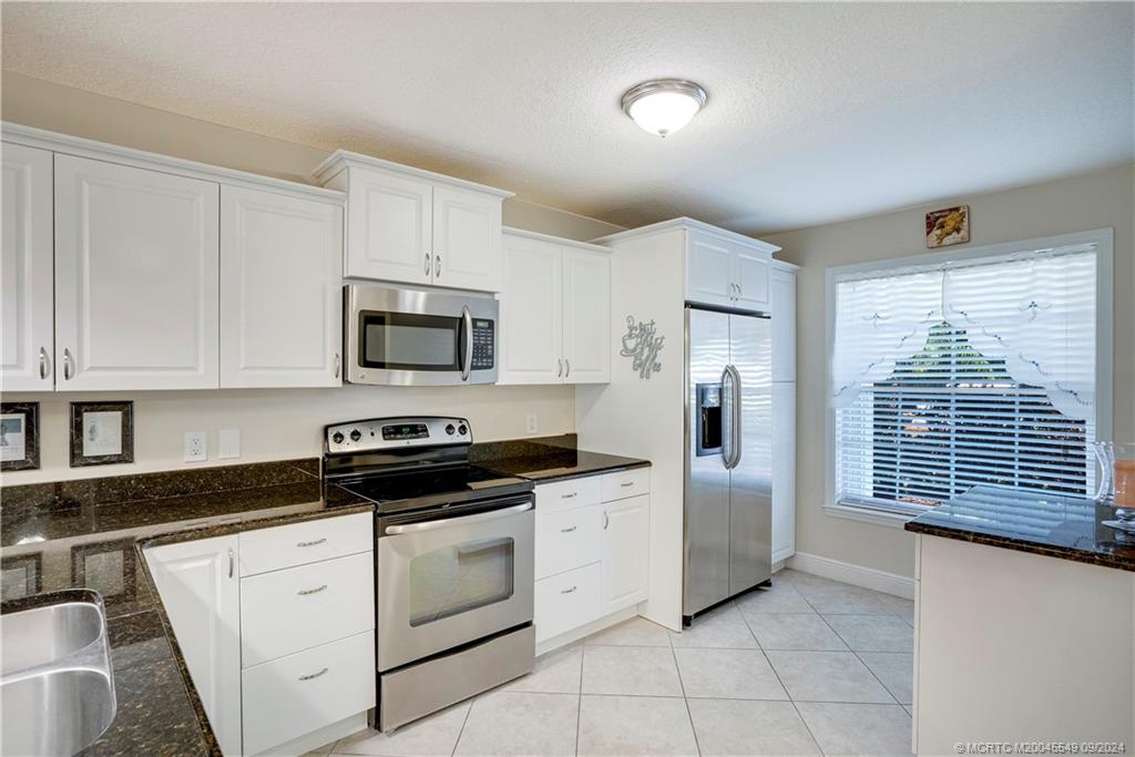 1852 Southwest Palm City Road, Unit 104 Stuart, FL 34994 - Photo 7 of 32 Gallery Image 7